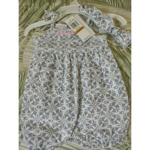 Nwt Infant Girl's Calvin Klein Romper Size 0/3M